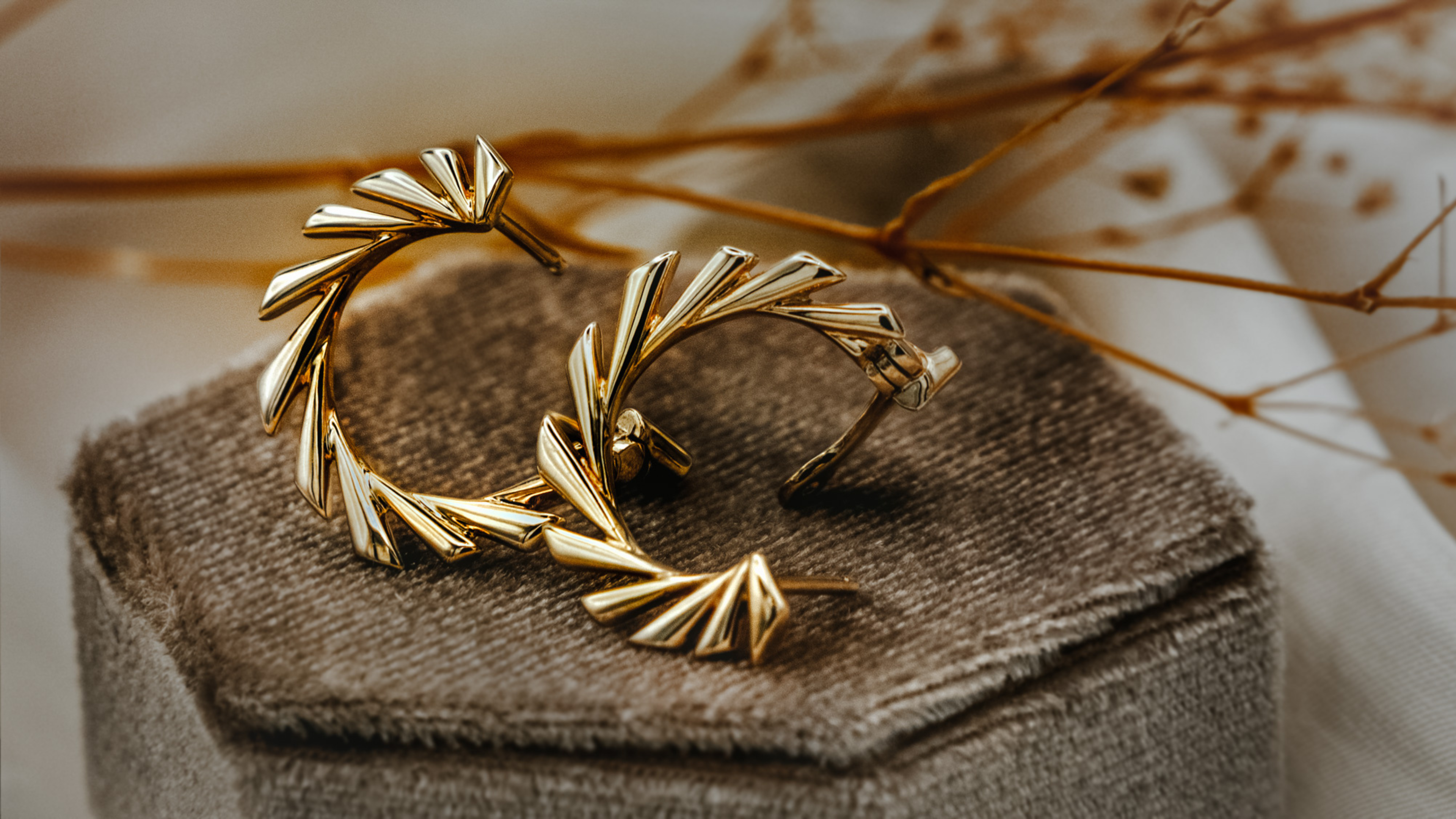 Lance & Co. Jewelers, primary cover image