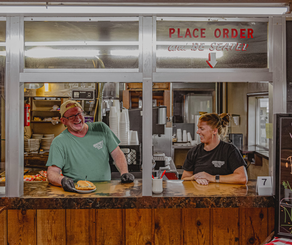 Norman McDonald's Country Drive-In, Photography 5